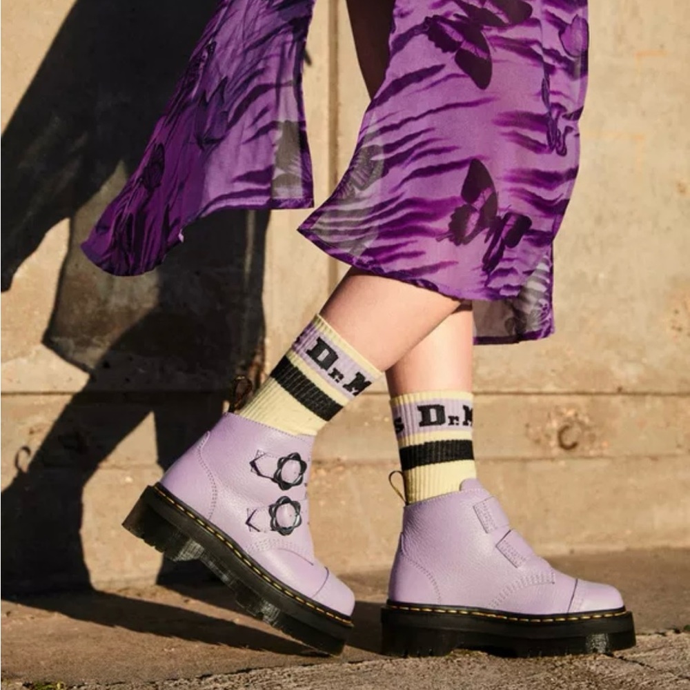 Worn once Dr. Martens purple Devon flower Boots size 9.